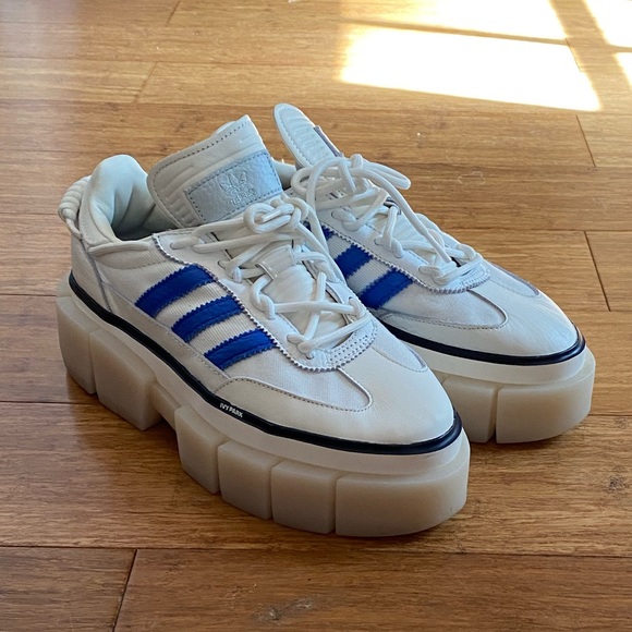 IVY PARK Shoes - Ivy Park x Adidas Super Sleek Chunky Sneakers, Size 8.5